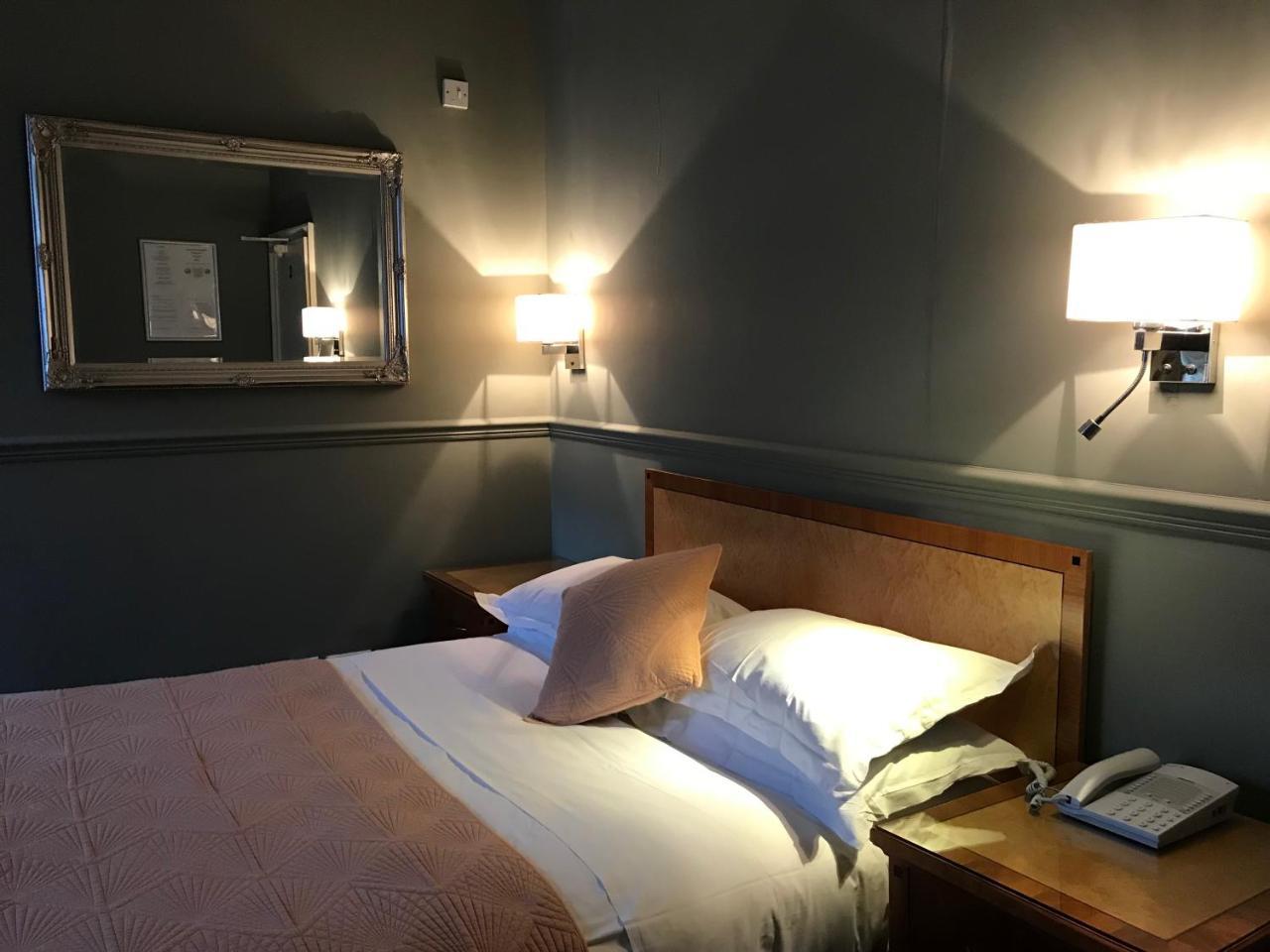 אוקספורד Eurobar & Hotel מראה חיצוני תמונה